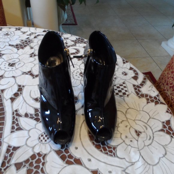 Louis Vuitton Black Patent Leather Peep Toe Ankle Boots Size 36.5B - Picture 3 of 16
